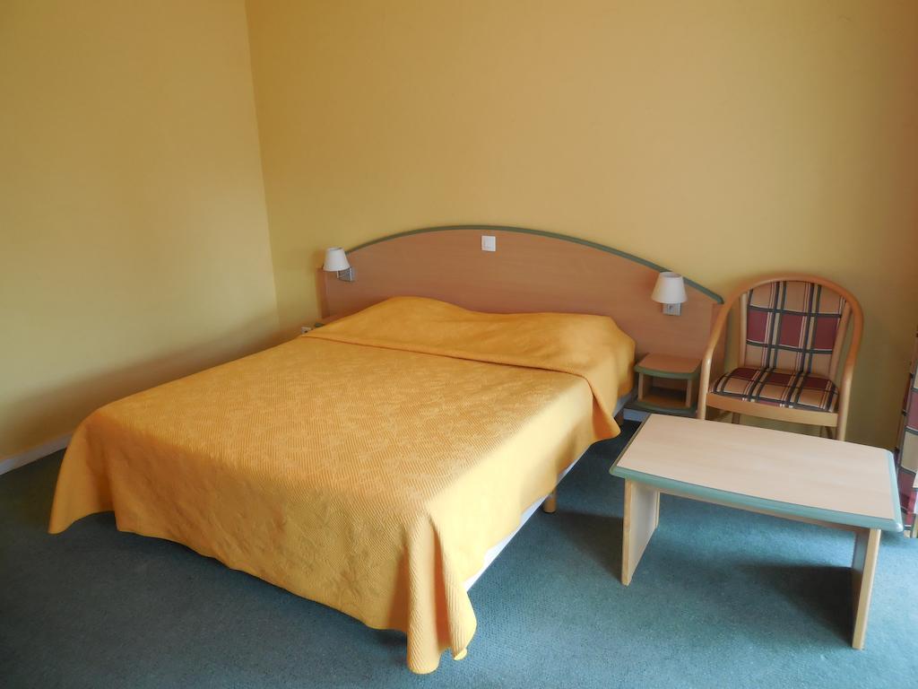 Apartamento Les Genevriers Cannes Habitación foto