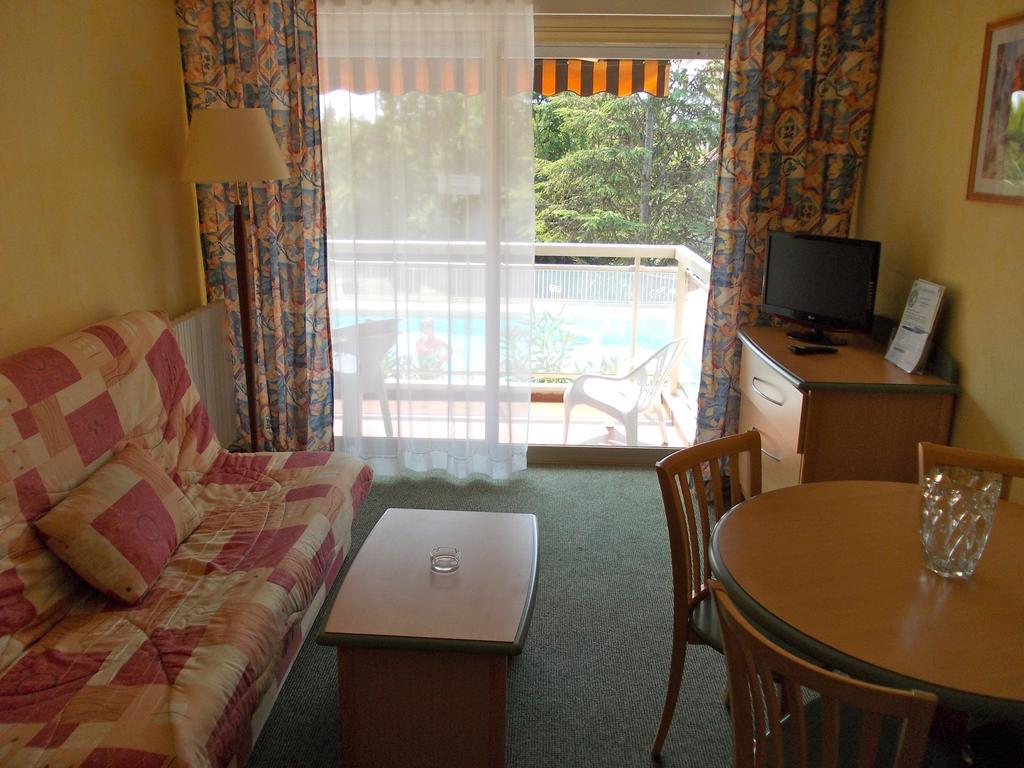 Apartamento Les Genevriers Cannes Habitación foto